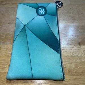 Arbonne Green Makeup Pouch